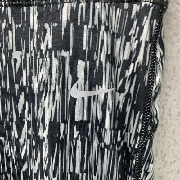 Nike Dri-FIT Pants Womens XL Black White Running Capri Pocket Athleisure - Picture 2 of 14